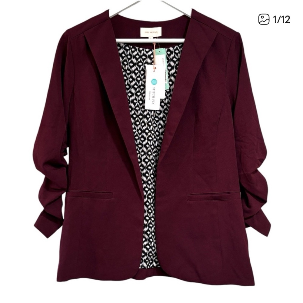 Skies Are Blue Burgundy Open Blazer Size Large-worn once